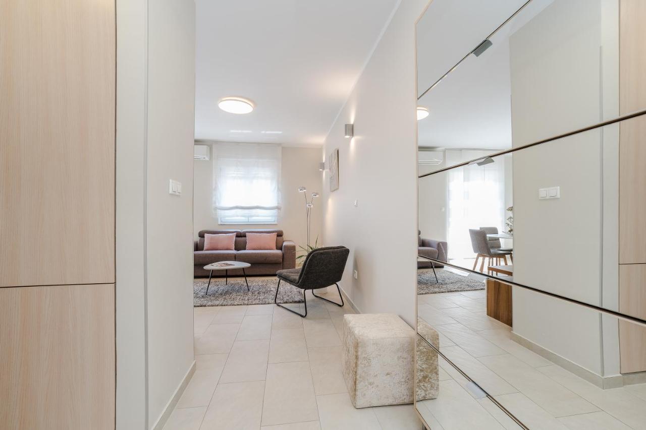 Karla Apartman *