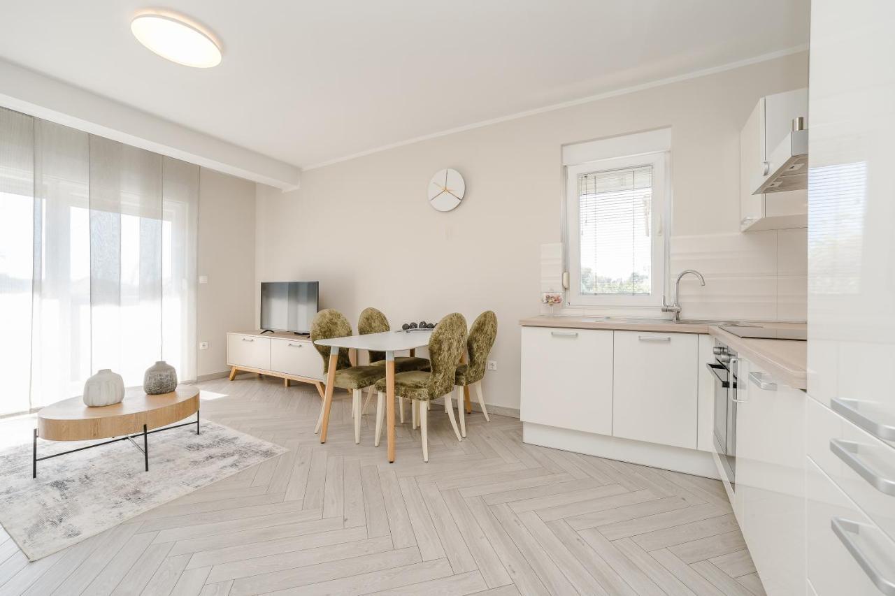 Karla Apartman *