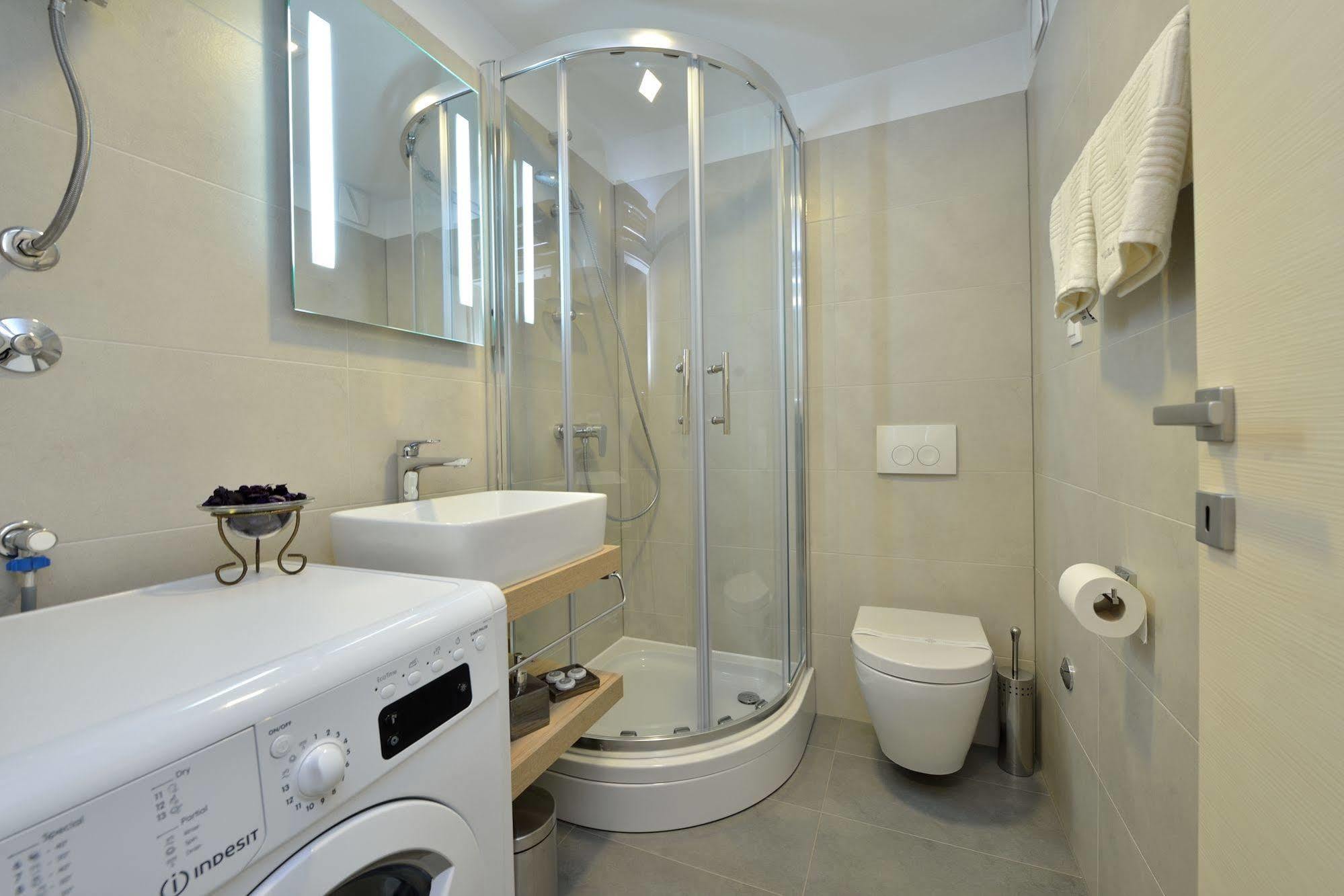 Karla Apartman *
